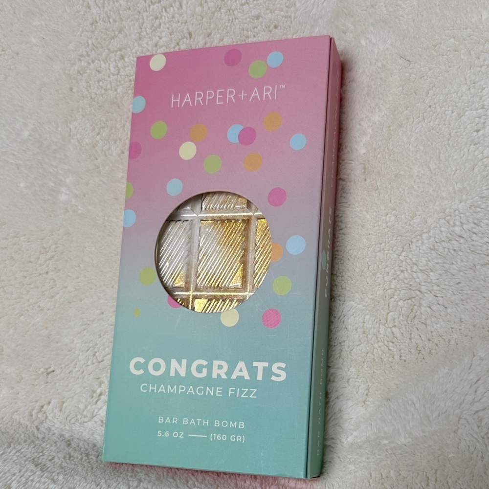 Harper+Ari Congrats Champagne Fizz Bar Bath Bomb NWT Gifts Self Care Gift Ready